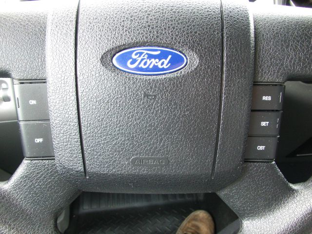 Ford F150 2005 photo 2