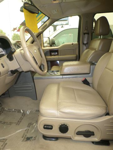 Ford F150 XLT Supercrew Short Bed 2WD Pickup Truck