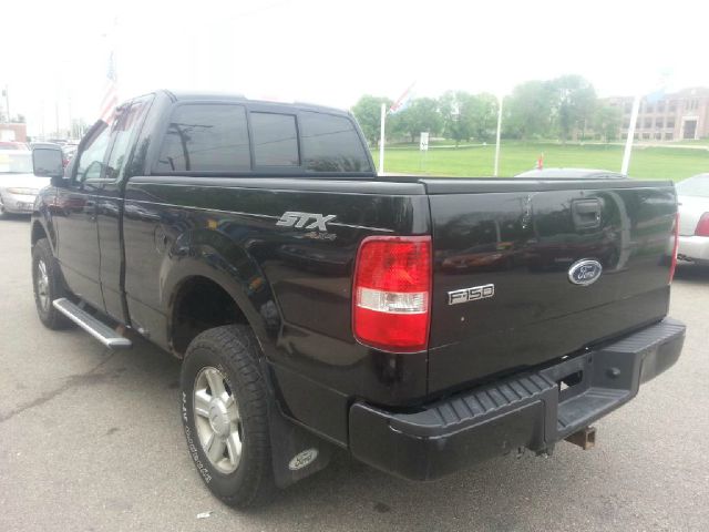 Ford F150 REG CAB 119. Pickup Truck