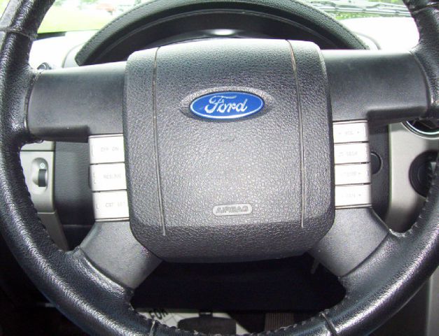 Ford F150 2005 photo 21