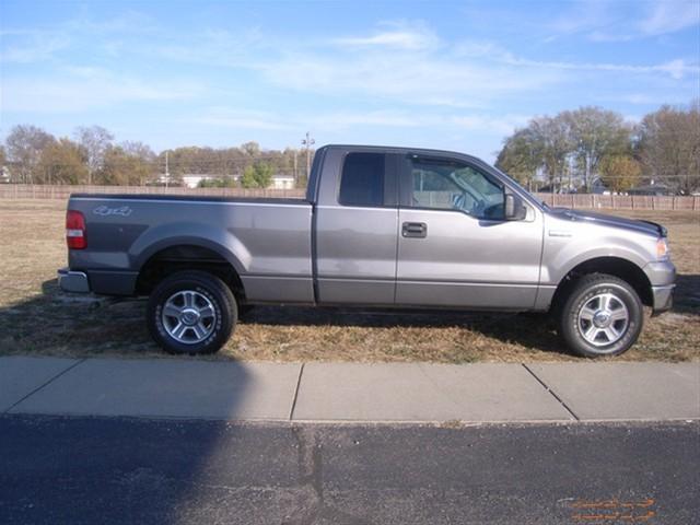 Ford F150 DUMP 4X4 Pickup