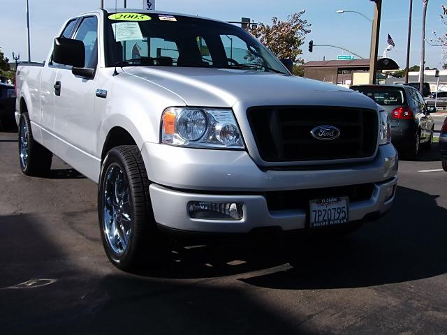 Ford F150 DUMP 4X4 Pickup