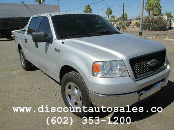 Ford F150 SL Short Bed 2WD Pickup Truck