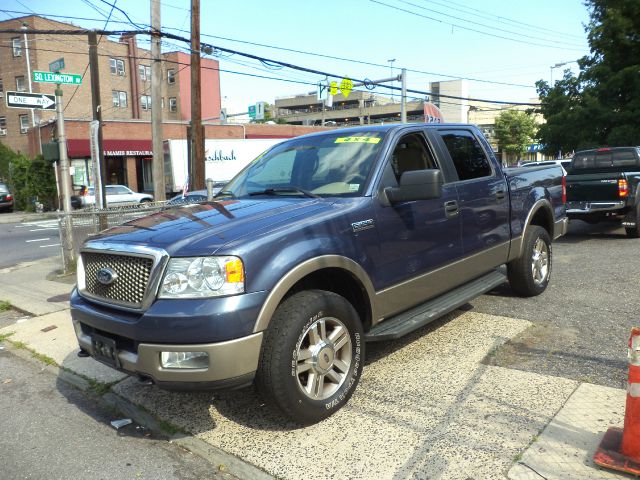 Ford F150 XLT Supercrew Short Bed 2WD Pickup Truck