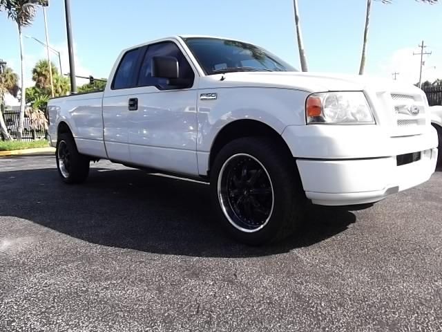 Ford F150 2005 photo 1