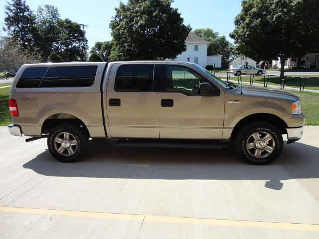 Ford F150 2500 SL Pickup Truck