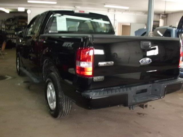 Ford F150 2005 photo 2