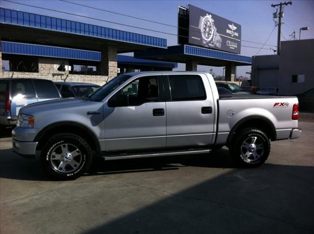 Ford F150 LS 4x4 Truck Pickup
