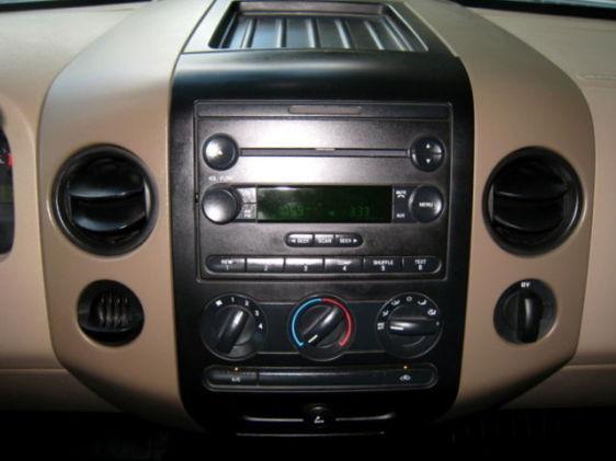 Ford F150 2005 photo 2