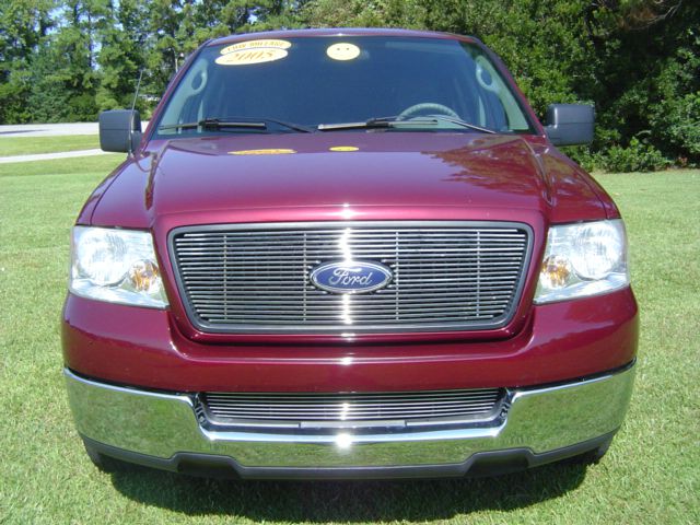 Ford F150 SL Short Bed 2WD Pickup Truck