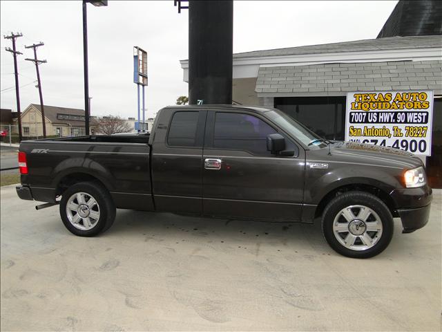 Ford F150 XLT Supercrew 4X4 Pickup
