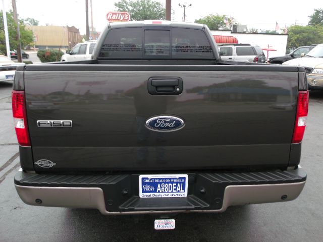 Ford F150 2WD 4dr XLS Pickup Truck