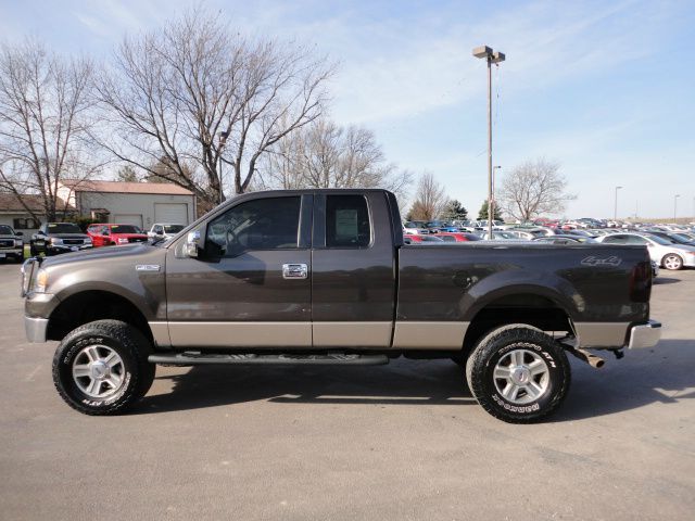 Ford F150 XL 2WD Reg Cab Pickup Truck