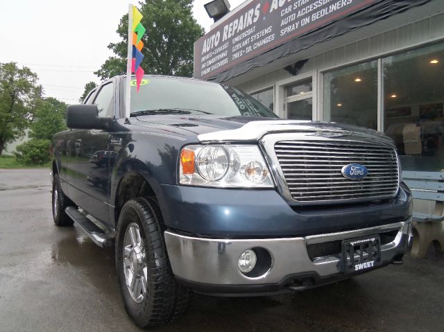 Ford F150 XL 2WD Reg Cab Pickup Truck