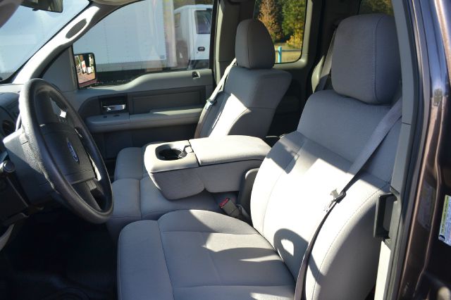 Ford F150 2006 photo 2