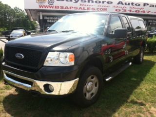 Ford F150 Supercab XL Pickup Truck