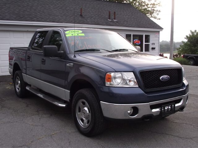 Ford F150 2500 SL Pickup Truck