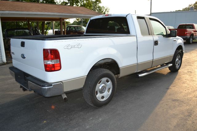 Ford F150 XL 2WD Reg Cab Pickup Truck