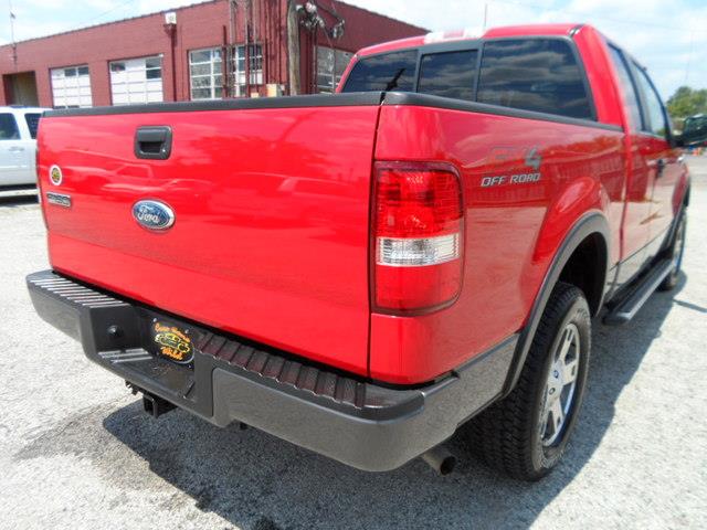 Ford F150 EXT CAB 4WD 143.5wb Pickup Truck
