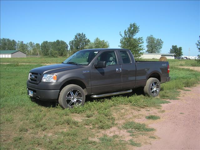 Ford F150 Sport 4WD Extended Cab Pickup