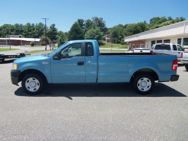 Ford F150 SLT Extra Cab Pickup Truck