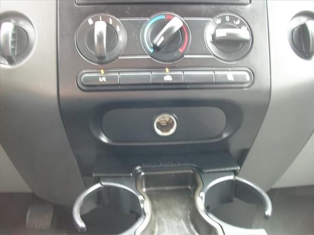 Ford F150 ESi Pickup Truck