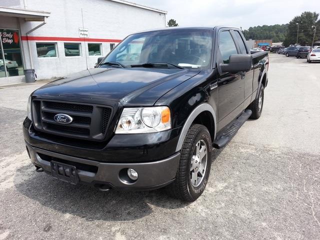 Ford F150 EXT CAB 4WD 143.5wb Pickup Truck