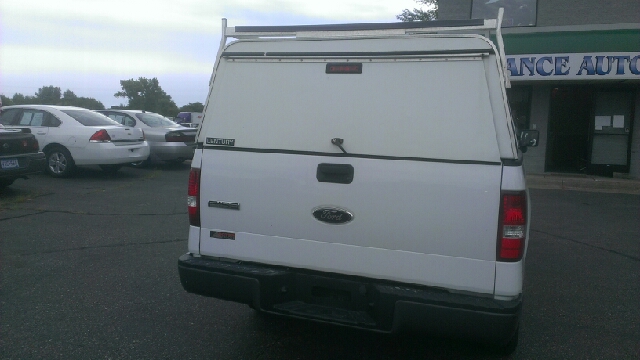 Ford F150 LX V6 Coupe Pickup Truck