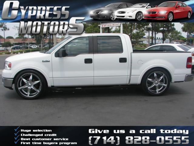 Ford F150 Quad Cab HEMI SLT Pickup Truck