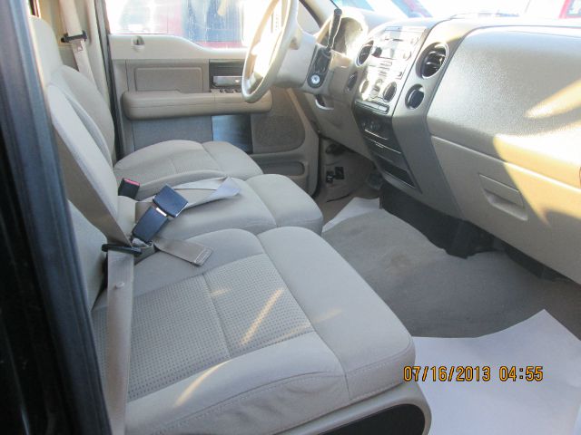 Ford F150 2500 SL Pickup Truck