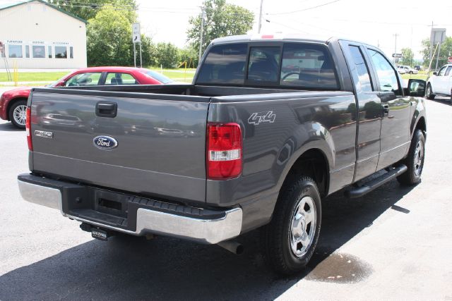 Ford F150 XL 2WD Reg Cab Pickup Truck