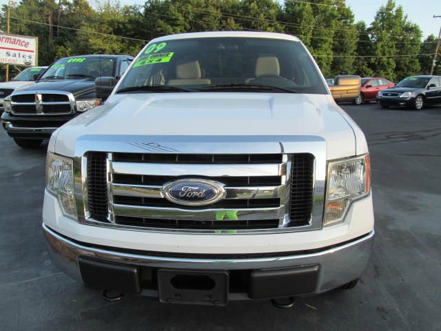 Ford F150 Sport Hatcback Pickup Truck