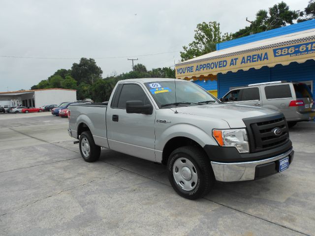 Ford F150 SLT Extra Cab Pickup Truck
