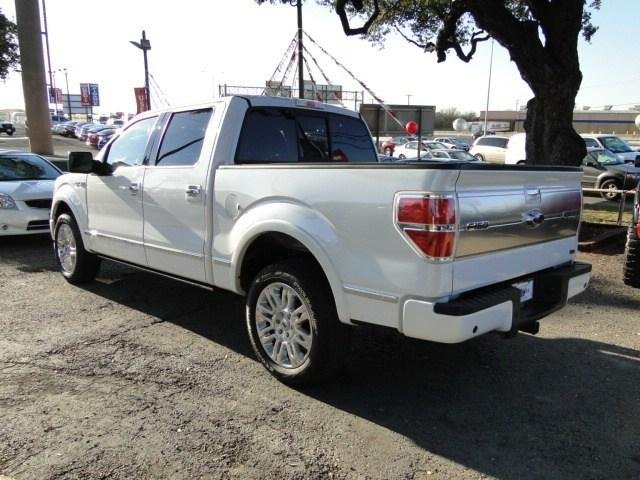 Ford F150 2010 photo 3
