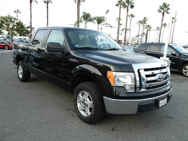 Ford F150 2010 photo 2