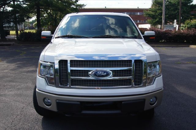 Ford F150 2010 photo 2
