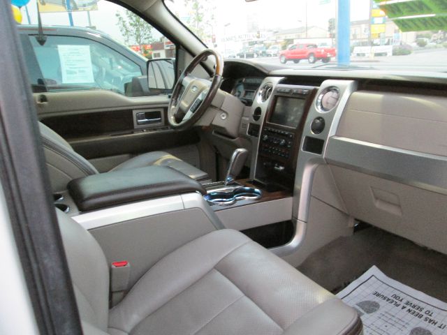 Ford F150 2010 photo 2