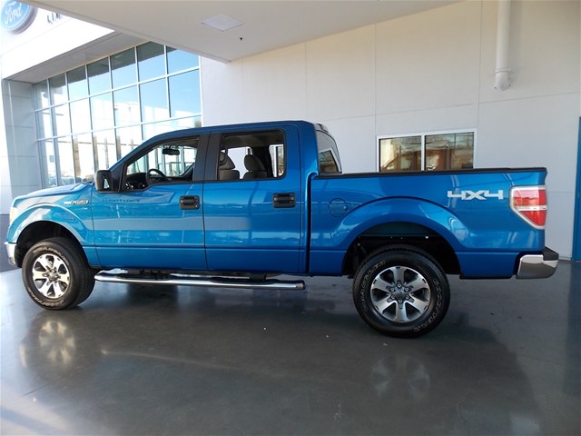 Ford F150 2010 photo 2