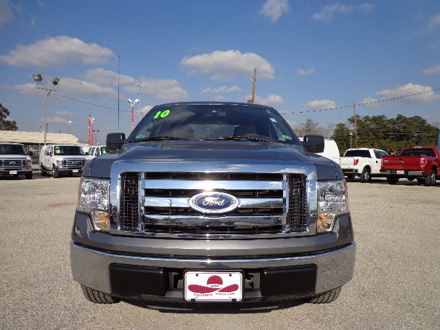Ford F150 2010 photo 1