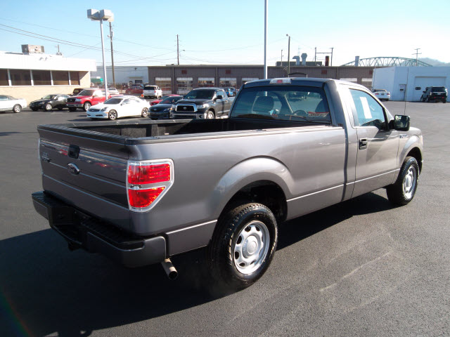 Ford F150 2010 photo 2