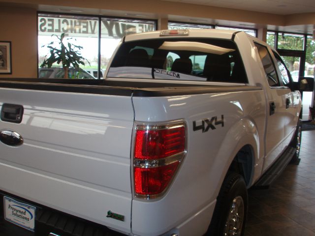 Ford F150 2010 photo 2