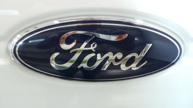 Ford F150 Z71, 4X4, LS, XCAB Pickup Truck