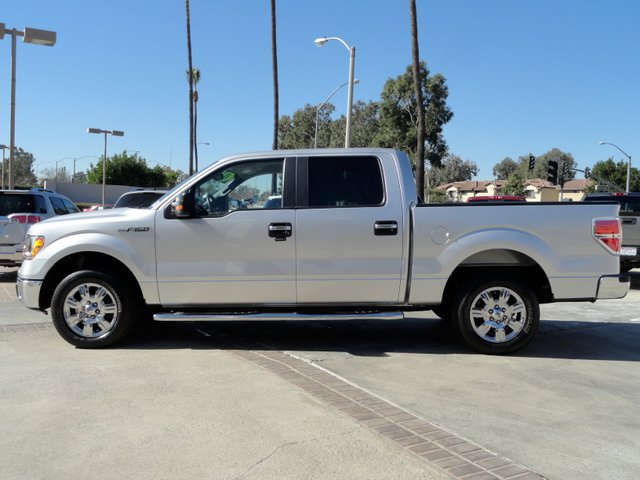 Ford F150 2010 photo 2