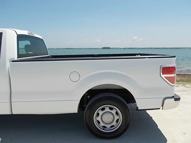 Ford F150 2010 photo 19