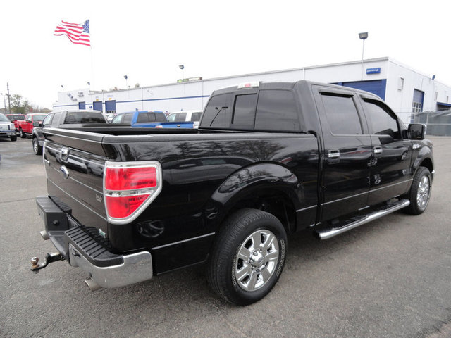 Ford F150 2010 photo 2