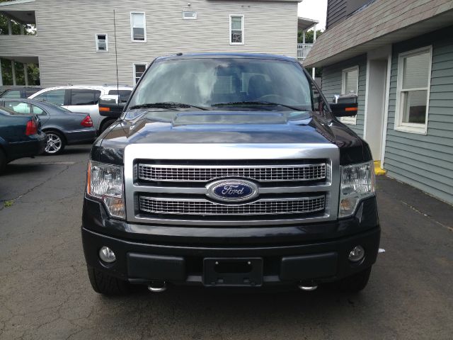 Ford F150 2010 photo 2
