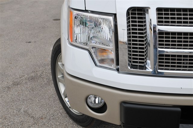 Ford F150 2010 photo 2