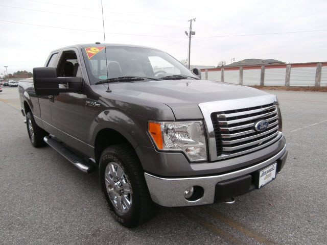 Ford F150 REG CAB 119. Unspecified