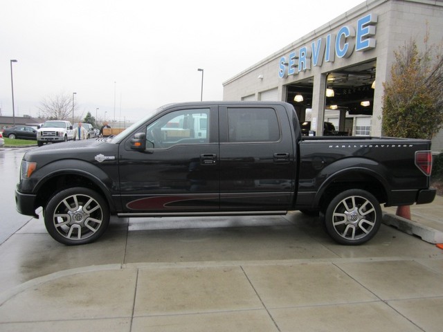 Ford F150 2010 photo 2