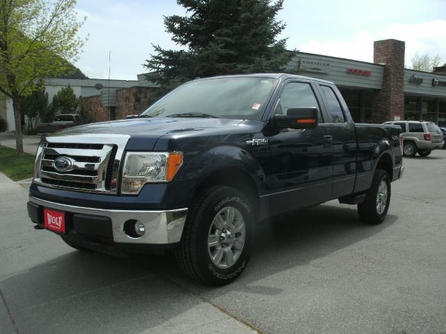 Ford F150 LX V6 Coupe Pickup Truck